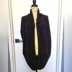 Anthropologie Eva Franco Black Knit Cape Cardigan Sweater Short Sleeve Size‎ 2